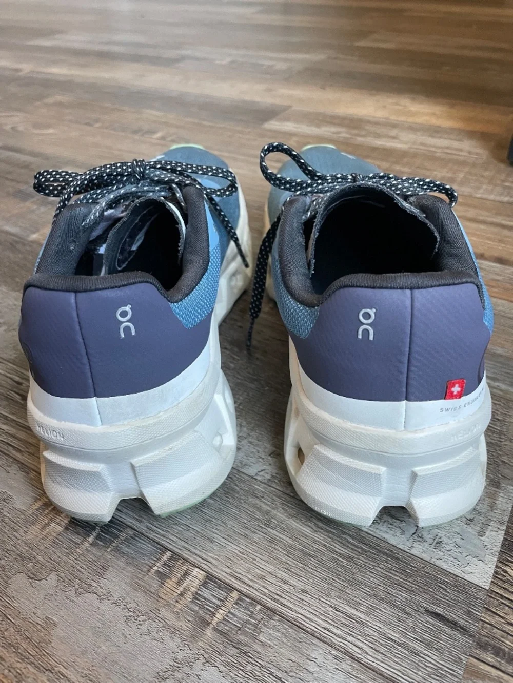 On Cloudmonster Sneakers Running Women’s size 9 in Dust Vapor - Picture 12 of 15